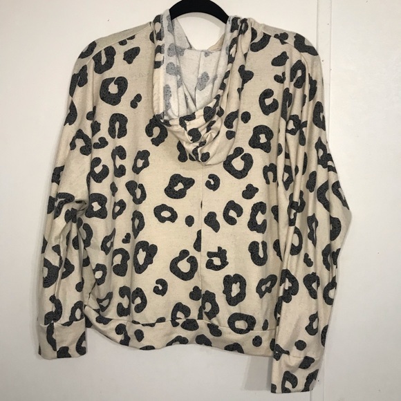 Hopely leopard print hoodie large - Picture 2 of 6